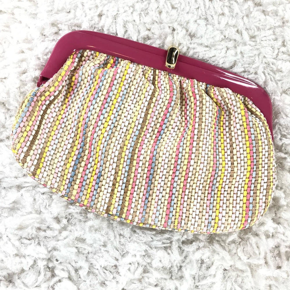 MADE IN ITALY 🇮🇹- WOVEN CLUTCH